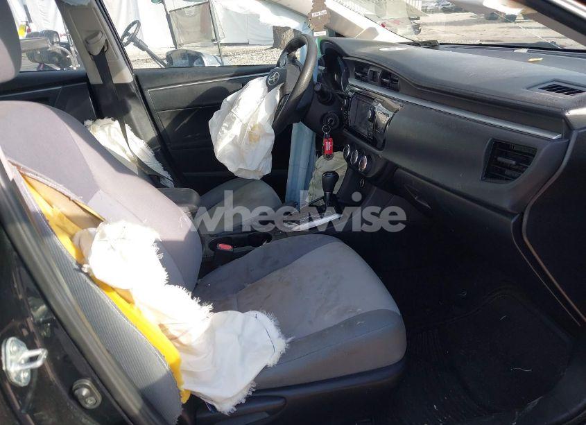 Photo 5 of 2016 Toyota Corolla L (VIN 5YFBURHE2GP401521)