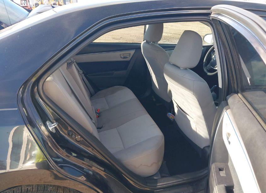 Photo 8 of 2016 Toyota Corolla LE (VIN 5YFBURHE2GP404368)