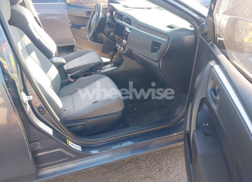 Photo 5 of 2016 Toyota Corolla L (VIN 5YFBURHE2GP407528)