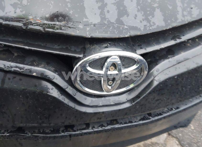 Photo 12 of 2016 Toyota Corolla L (VIN 5YFBURHE2GP412826)