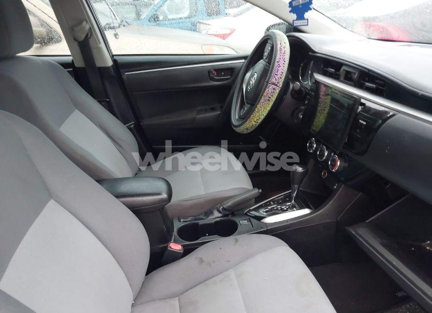 Photo 5 of 2016 Toyota Corolla L (VIN 5YFBURHE2GP412826)