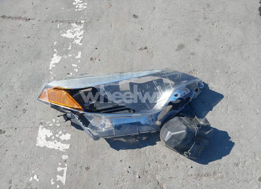 Photo 12 of 2016 Toyota Corolla S PREMIUM (VIN 5YFBURHE2GP433885)