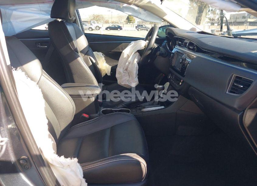 Photo 5 of 2016 Toyota Corolla S PREMIUM (VIN 5YFBURHE2GP433885)