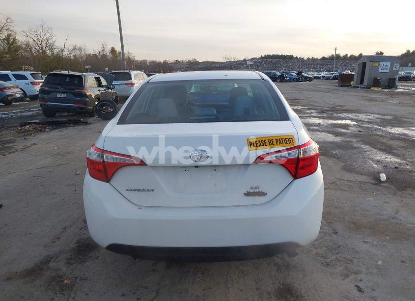 Photo 16 of 2016 Toyota Corolla LE (VIN 5YFBURHE2GP449830)