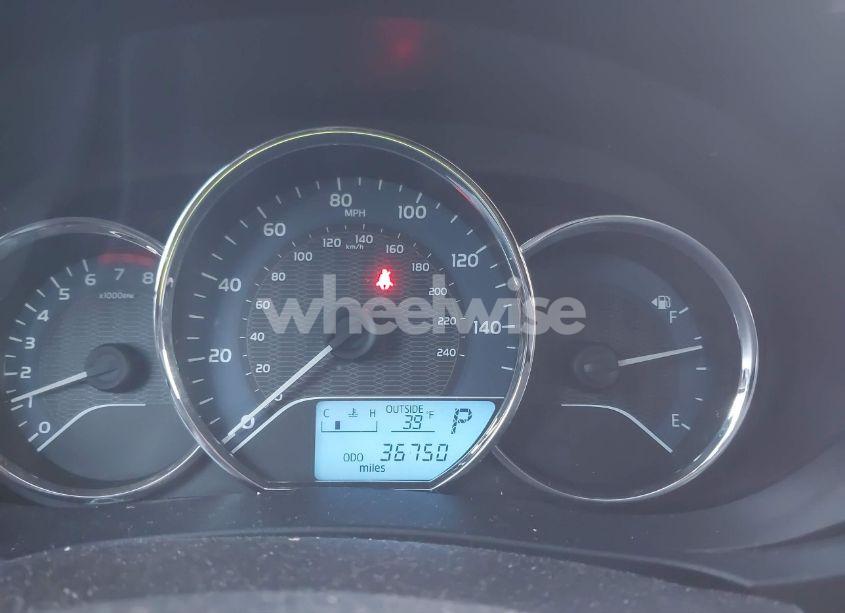 Photo 7 of 2016 Toyota Corolla LE (VIN 5YFBURHE2GP449830)