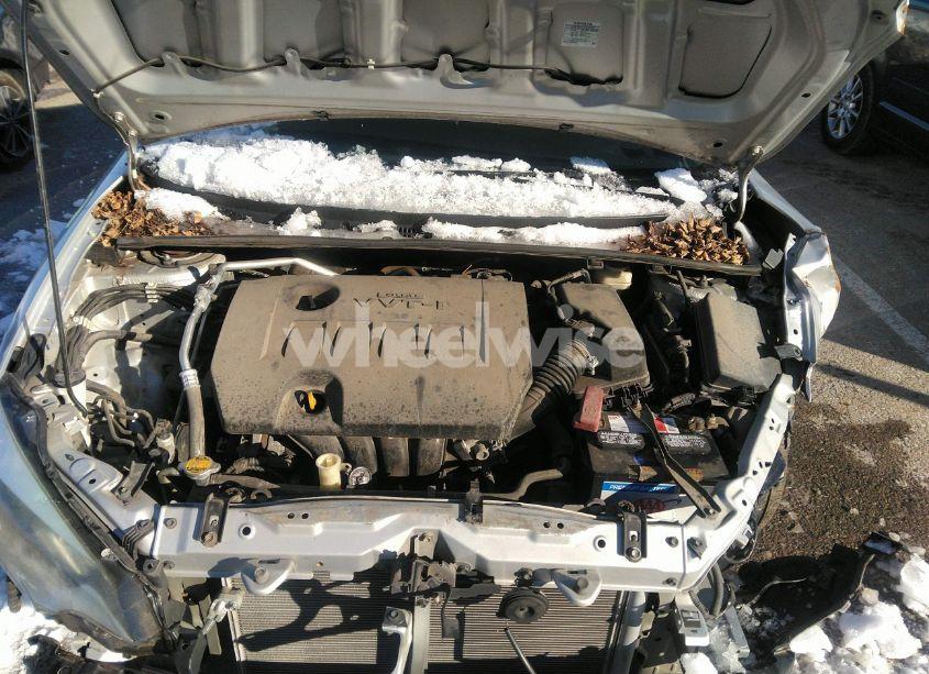 Photo 10 of 2016 Toyota Corolla LE (VIN 5YFBURHE2GP478213)