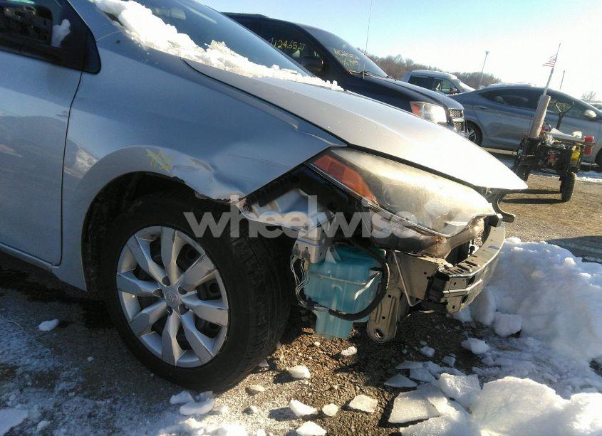 Photo 18 of 2016 Toyota Corolla LE (VIN 5YFBURHE2GP478213)