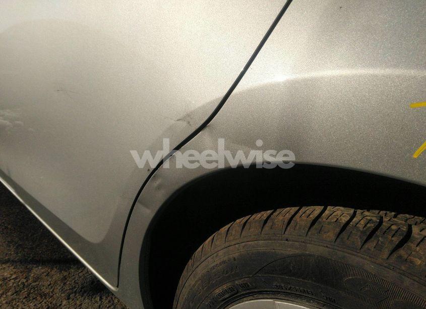 Photo 21 of 2016 Toyota Corolla LE (VIN 5YFBURHE2GP478213)