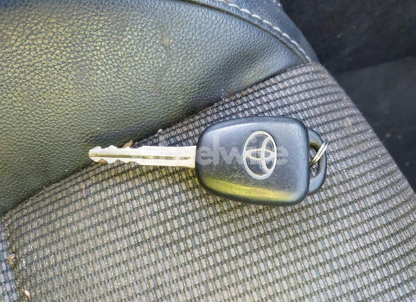 Photo 11 of 2016 Toyota Corolla S PLUS (VIN 5YFBURHE2GP483413)