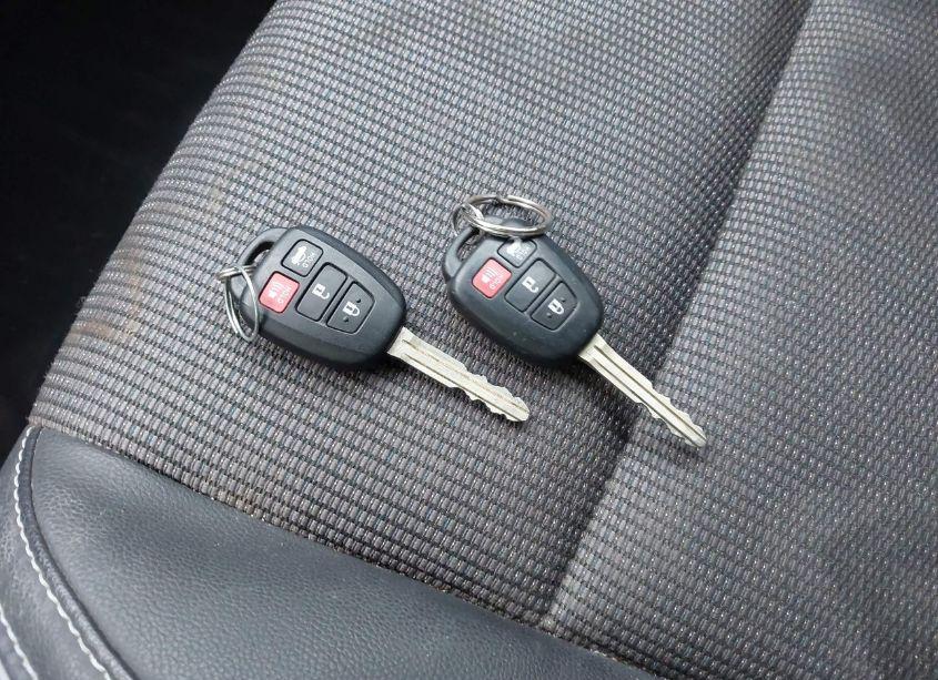 Photo 11 of 2016 Toyota Corolla S PLUS (VIN 5YFBURHE2GP495299)