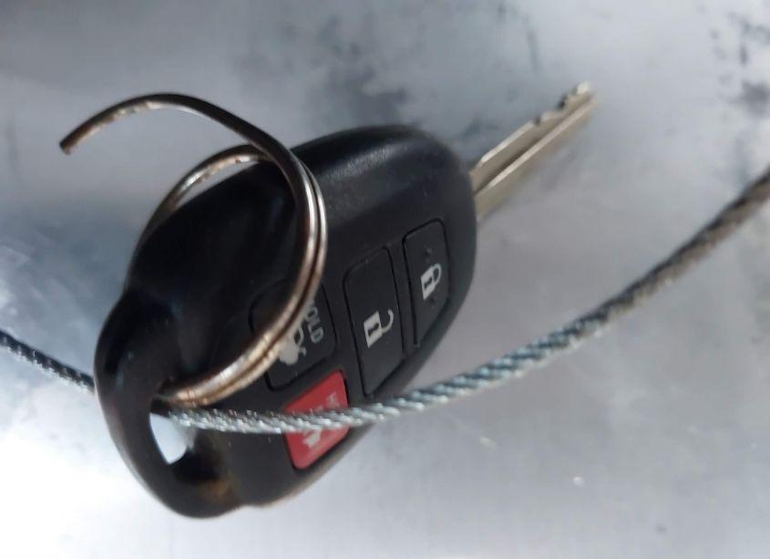 Photo 11 of 2016 Toyota Corolla LE (VIN 5YFBURHE2GP531038)