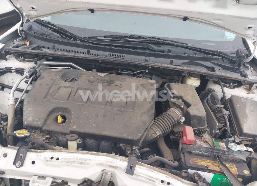 Photo 10 of 2016 Toyota Corolla L (VIN 5YFBURHE2GP535395)