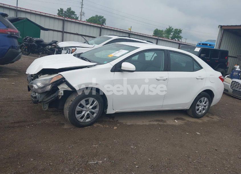 Photo 14 of 2016 Toyota Corolla L (VIN 5YFBURHE2GP535395)