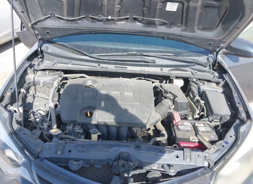 Photo 10 of 2016 Toyota Corolla LE (VIN 5YFBURHE2GP547062)