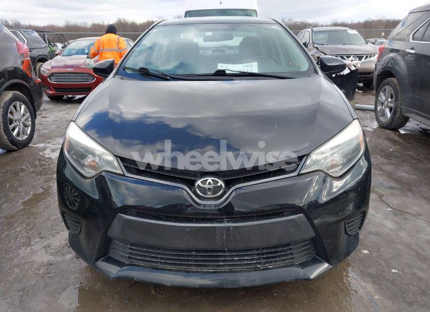 Photo 12 of 2016 Toyota Corolla LE (VIN 5YFBURHE2GP551855)