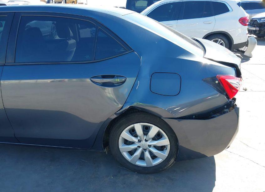 Photo 17 of 2016 Toyota Corolla LE (VIN 5YFBURHE2GP561690)