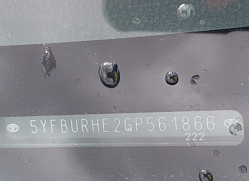 Photo 18 of 2016 Toyota Corolla LE (VIN 5YFBURHE2GP561866)