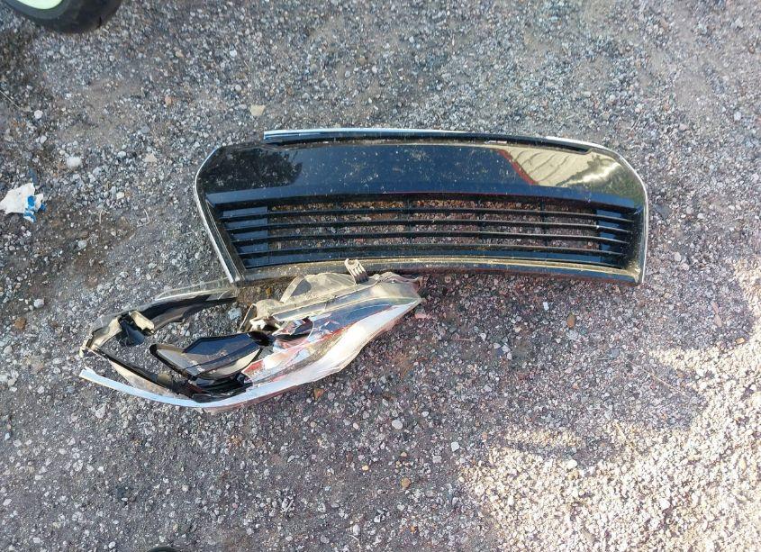 Photo 12 of 2016 Toyota Corolla L/LE/LE PLS/PRM/S/S PLS (VIN 5YFBURHE2GP562502)