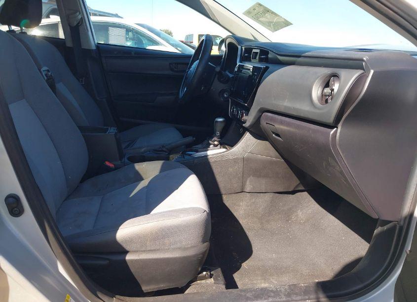 Photo 5 of 2017 Toyota Corolla L (VIN 5YFBURHE2HP601607)