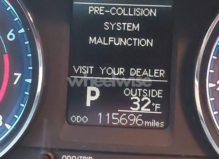 Photo 15 of 2017 Toyota Corolla LE (VIN 5YFBURHE2HP613367)