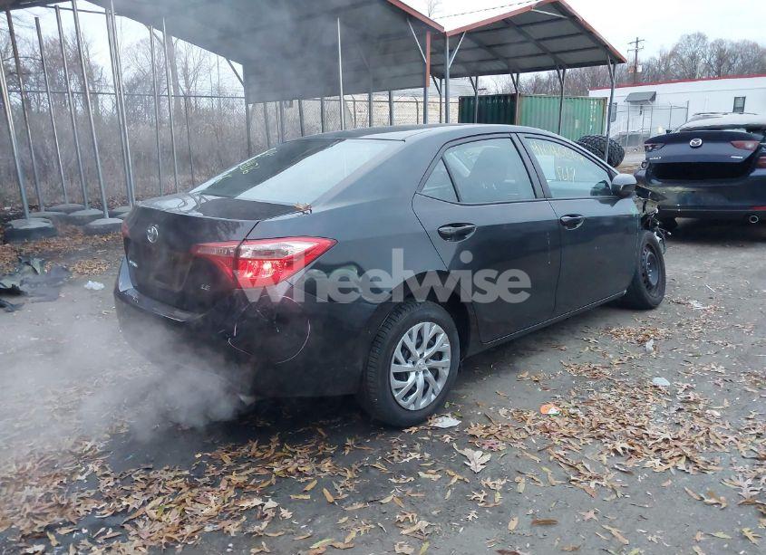 Photo 4 of 2017 Toyota Corolla LE (VIN 5YFBURHE2HP613367)