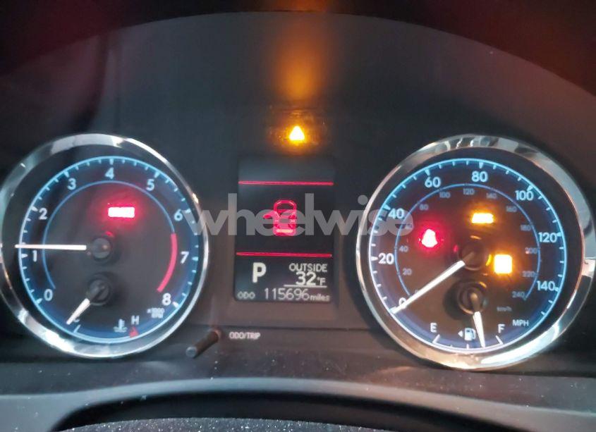 Photo 7 of 2017 Toyota Corolla LE (VIN 5YFBURHE2HP613367)