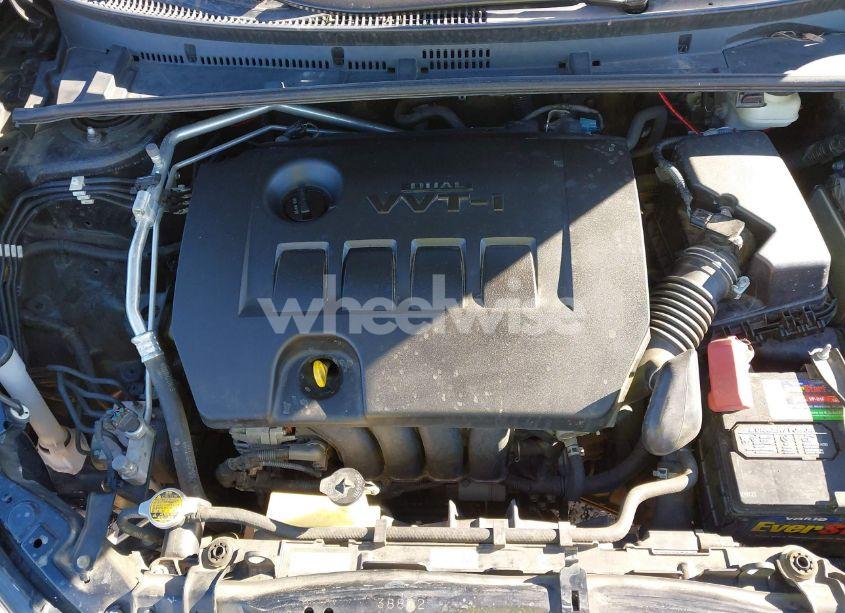 Photo 10 of 2017 Toyota Corolla LE (VIN 5YFBURHE2HP614289)