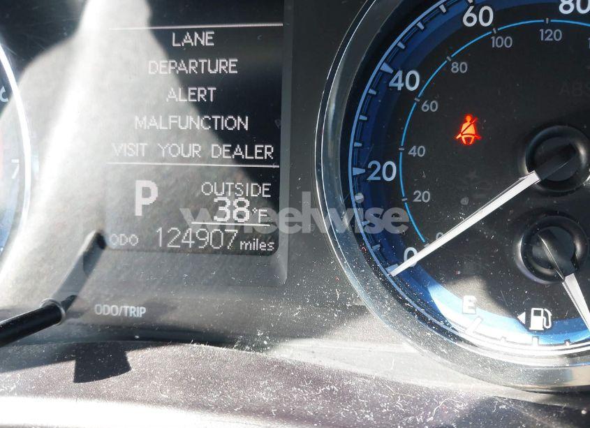 Photo 16 of 2017 Toyota Corolla LE (VIN 5YFBURHE2HP614289)