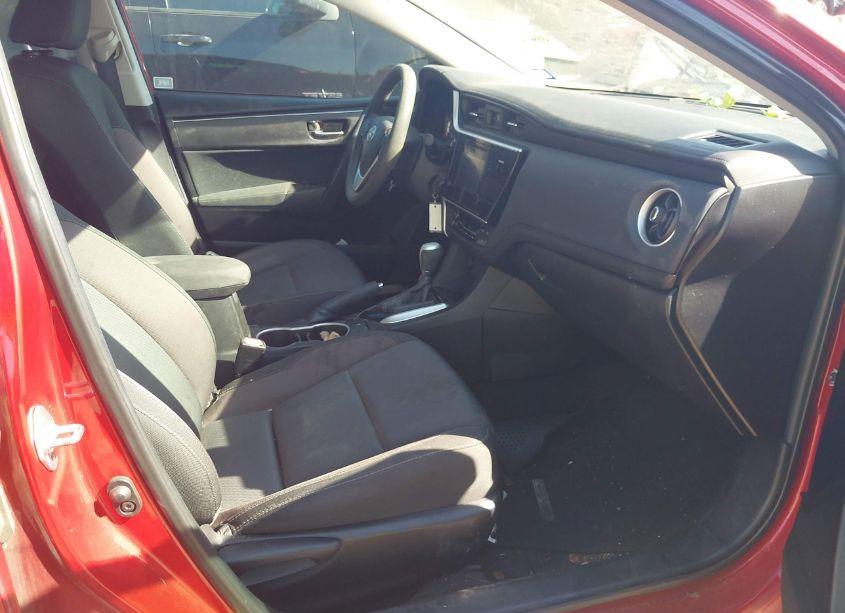 Photo 5 of 2017 Toyota Corolla LE (VIN 5YFBURHE2HP615247)