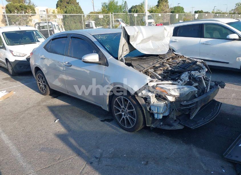 2017 Toyota Corolla SE SPECIAL EDITION (VIN 5YFBURHE2HP643856) main photo