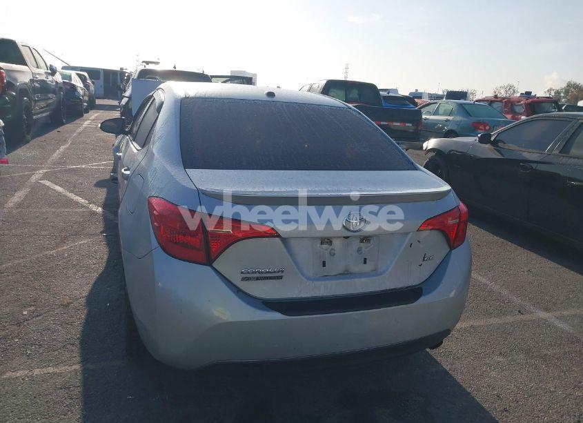 Photo 17 of 2017 Toyota Corolla SE SPECIAL EDITION (VIN 5YFBURHE2HP643856)