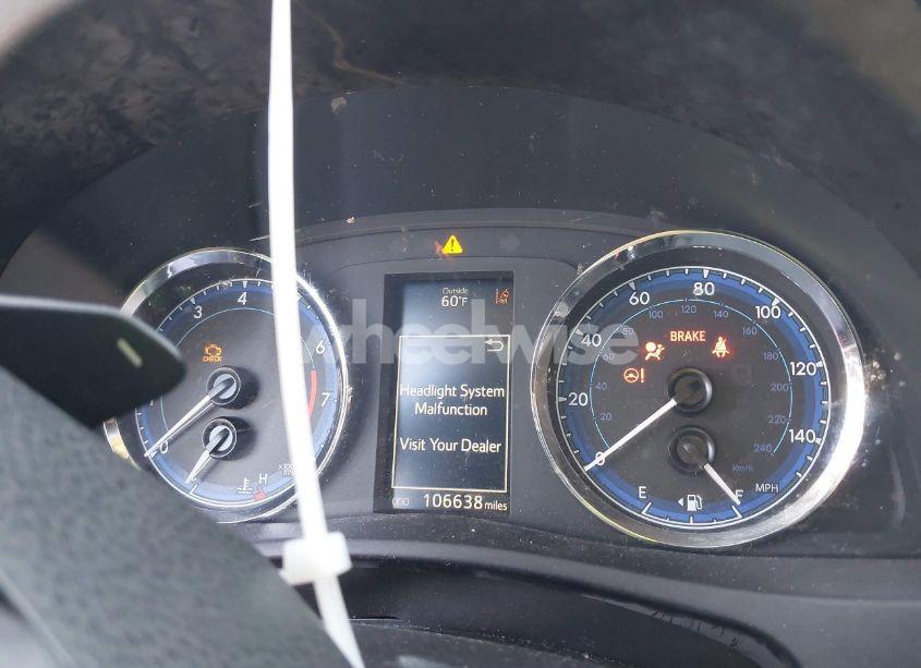 Photo 7 of 2017 Toyota Corolla SE SPECIAL EDITION (VIN 5YFBURHE2HP643856)