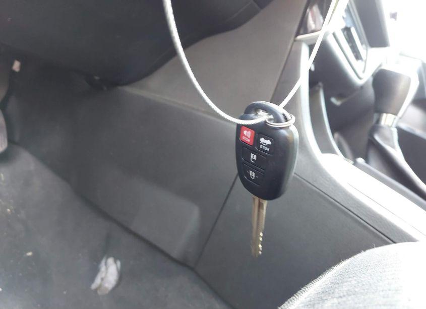 Photo 11 of 2017 Toyota Corolla LE (VIN 5YFBURHE2HP644697)