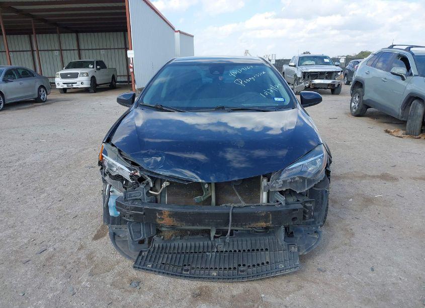 Photo 6 of 2017 Toyota Corolla LE (VIN 5YFBURHE2HP644697)