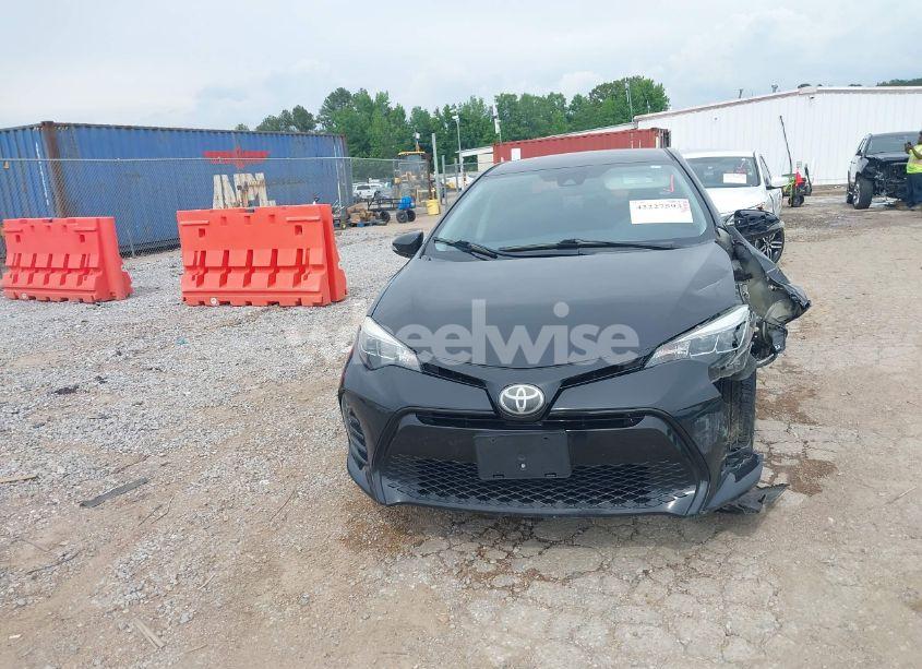 Photo 12 of 2017 Toyota Corolla SE (VIN 5YFBURHE2HP656395)