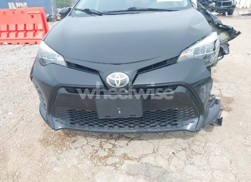 Photo 17 of 2017 Toyota Corolla SE (VIN 5YFBURHE2HP656395)
