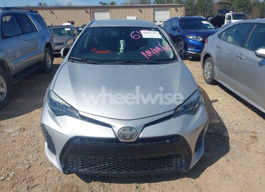 Photo 11 of 2017 Toyota Corolla SE (VIN 5YFBURHE2HP656431)