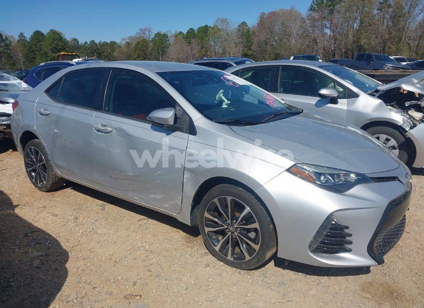 Photo 12 of 2017 Toyota Corolla SE (VIN 5YFBURHE2HP656431)