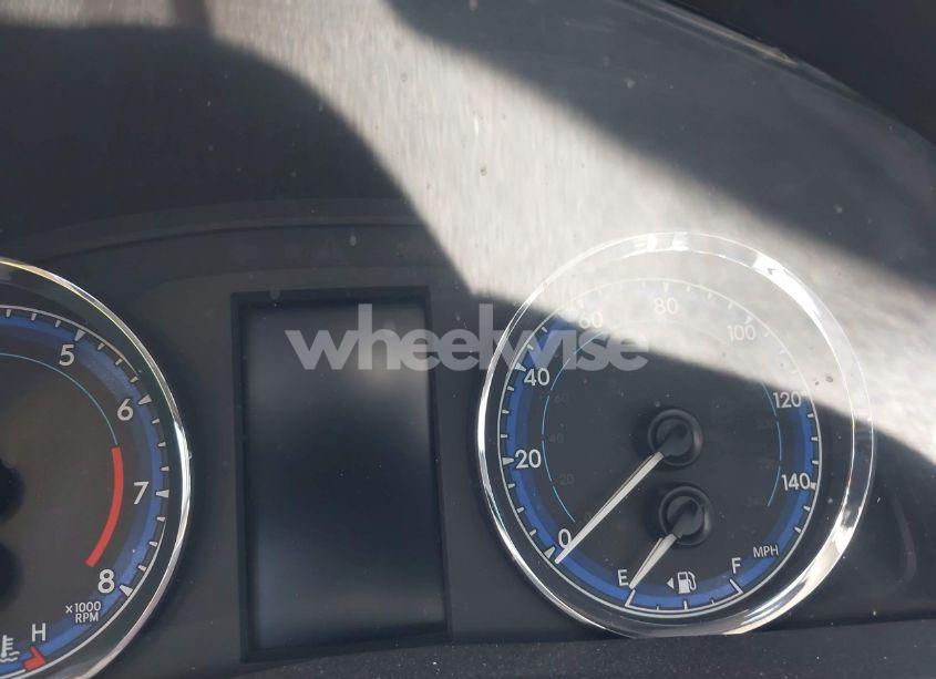 Photo 14 of 2017 Toyota Corolla SE (VIN 5YFBURHE2HP656431)