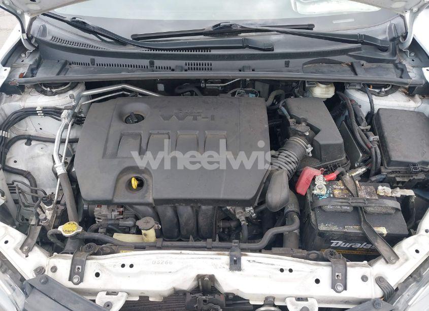 Photo 10 of 2017 Toyota Corolla LE (VIN 5YFBURHE2HP678669)