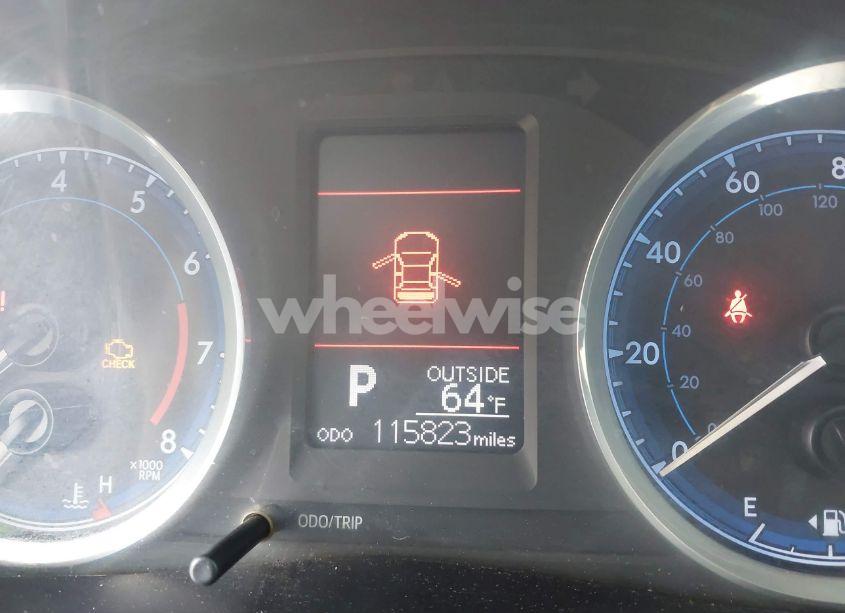 Photo 7 of 2017 Toyota Corolla LE (VIN 5YFBURHE2HP678669)