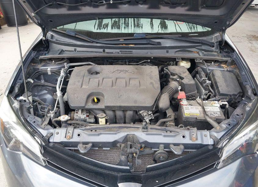 Photo 10 of 2017 Toyota Corolla LE (VIN 5YFBURHE2HP690143)