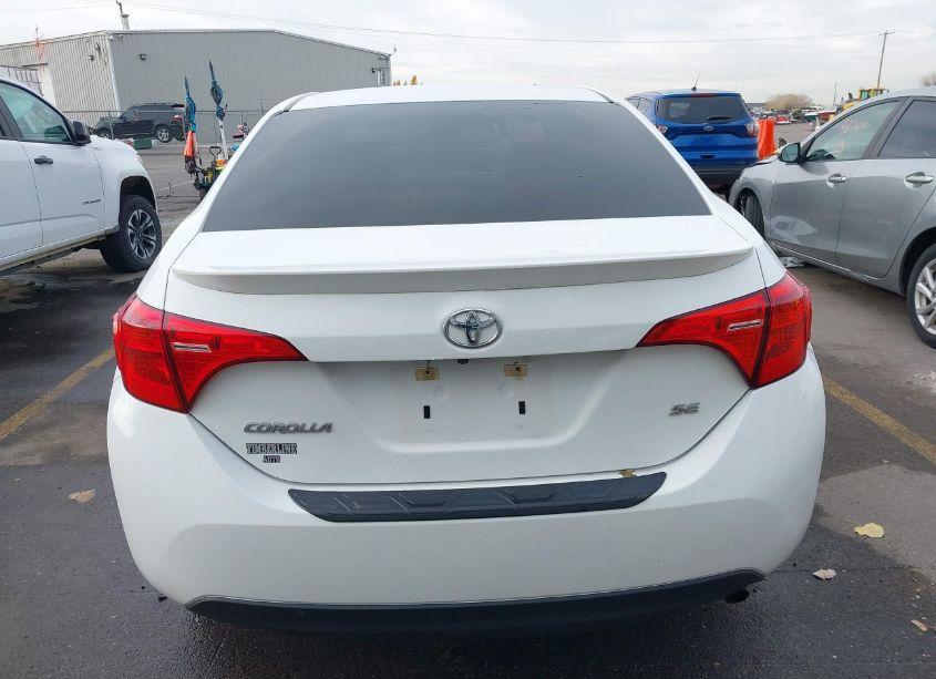 Photo 17 of 2017 Toyota Corolla SE (VIN 5YFBURHE2HP717843)