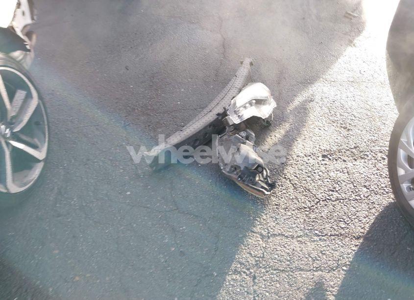 Photo 12 of 2017 Toyota Corolla LE (VIN 5YFBURHE2HP718510)