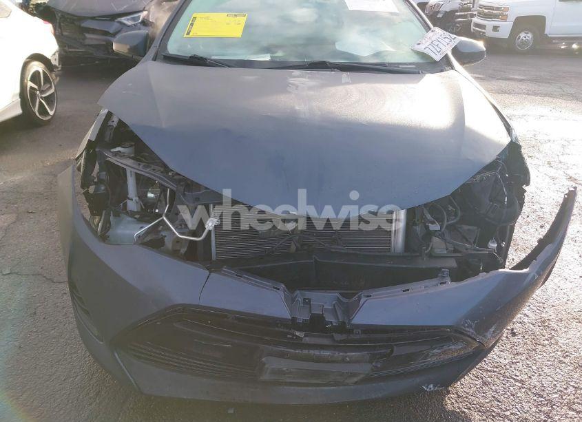 Photo 6 of 2017 Toyota Corolla LE (VIN 5YFBURHE2HP718510)