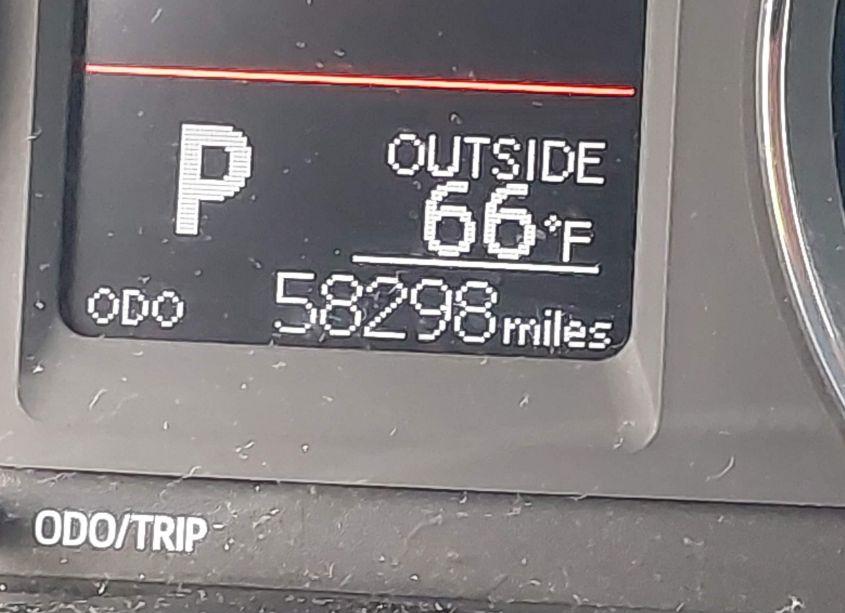 Photo 16 of 2017 Toyota Corolla LE (VIN 5YFBURHE2HP725196)