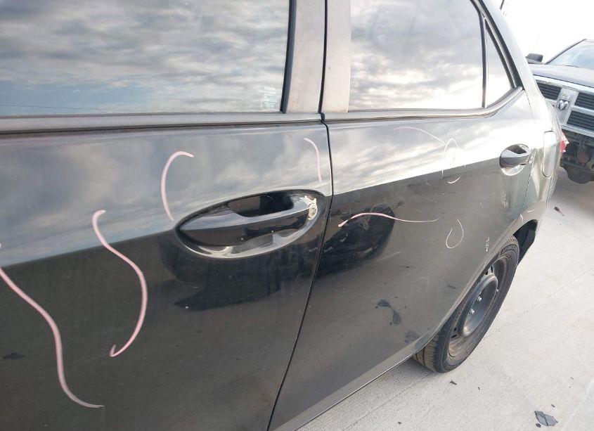 Photo 21 of 2017 Toyota Corolla LE (VIN 5YFBURHE2HP725196)