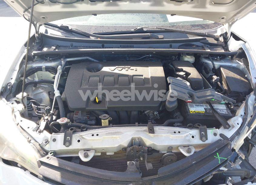 Photo 10 of 2017 Toyota Corolla LE (VIN 5YFBURHE2HP727577)