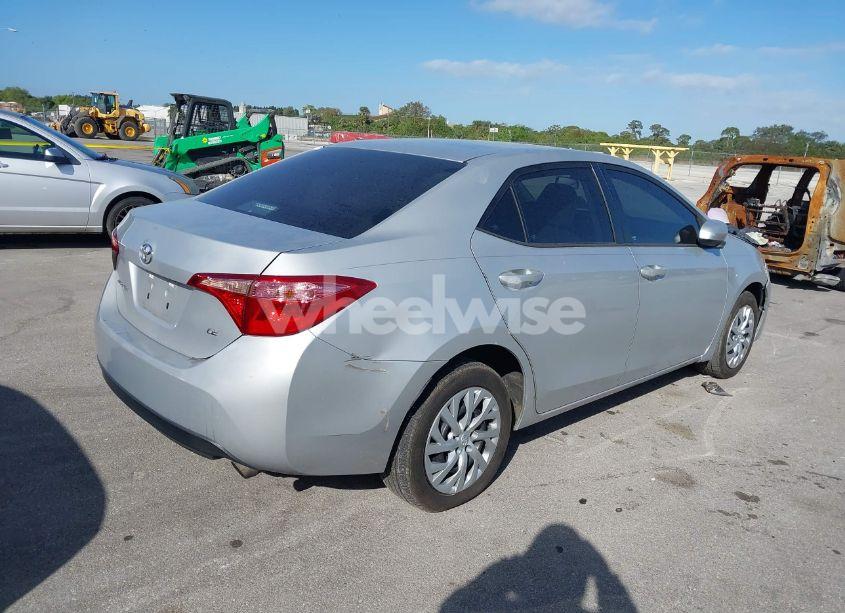 Photo 4 of 2017 Toyota Corolla LE (VIN 5YFBURHE2HP727577)