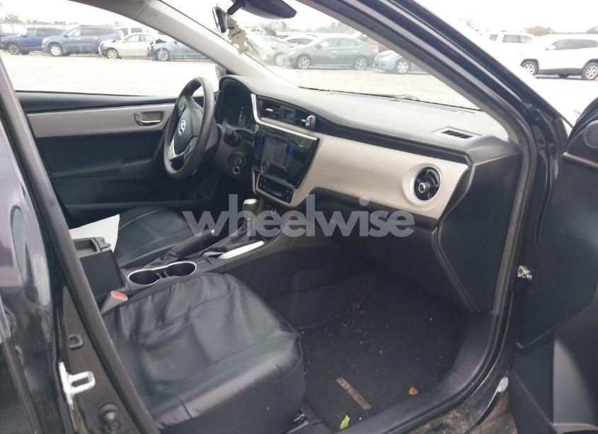 Photo 5 of 2017 Toyota Corolla LE (VIN 5YFBURHE2HP728406)